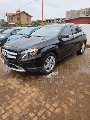 Mercedes-Benz GLA 250 2017 Black