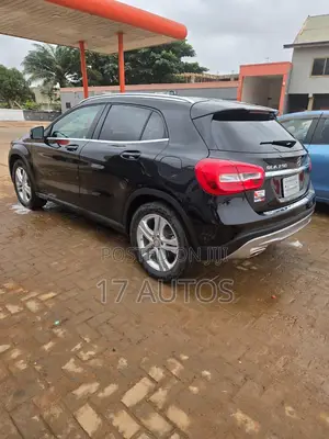 Mercedes-Benz GLA 250 2017 Black