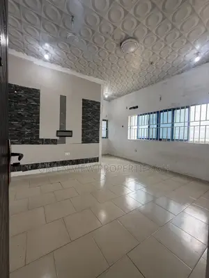 1bdrm Apartment in West Hills Mall Area for rent
