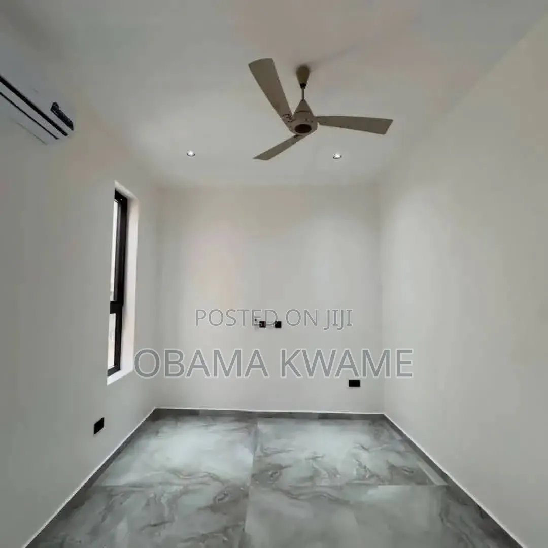 3bdrm House in Laryea Homes, Oyarifa Mall Area for sale
