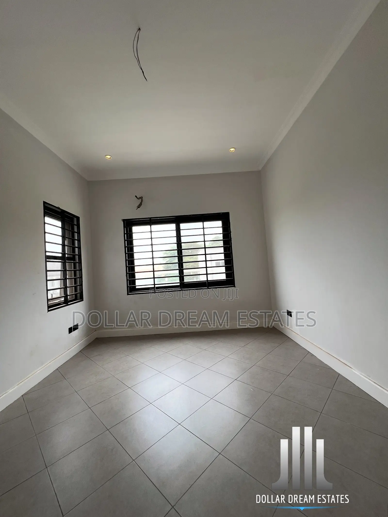 4bdrm House in Achimota for sale