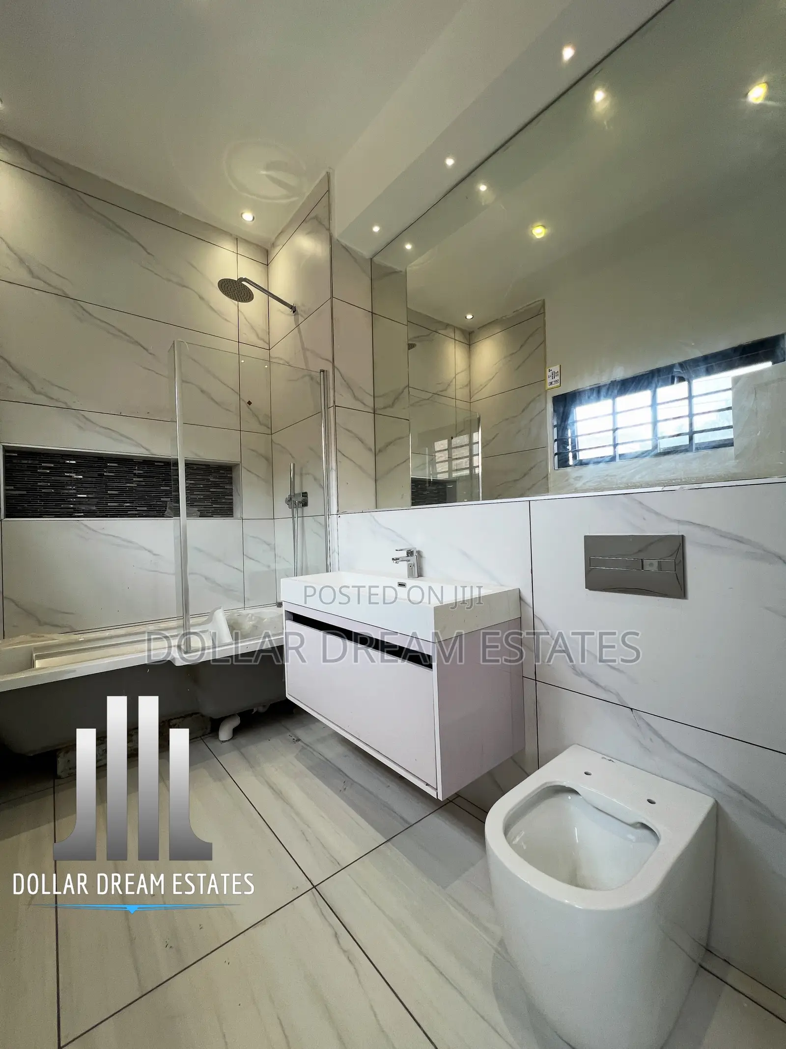 4bdrm House in Achimota for sale