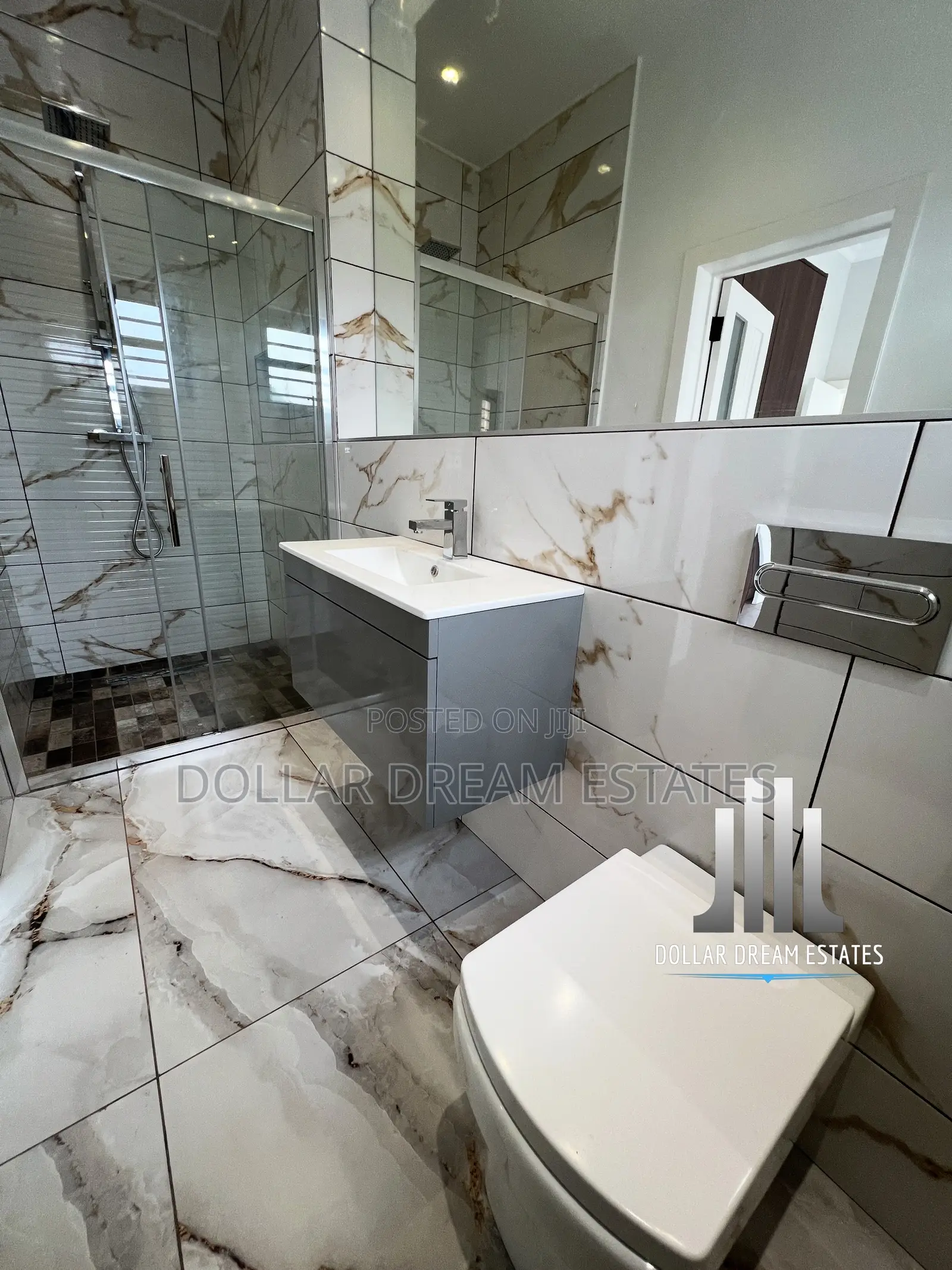 4bdrm House in Achimota for sale