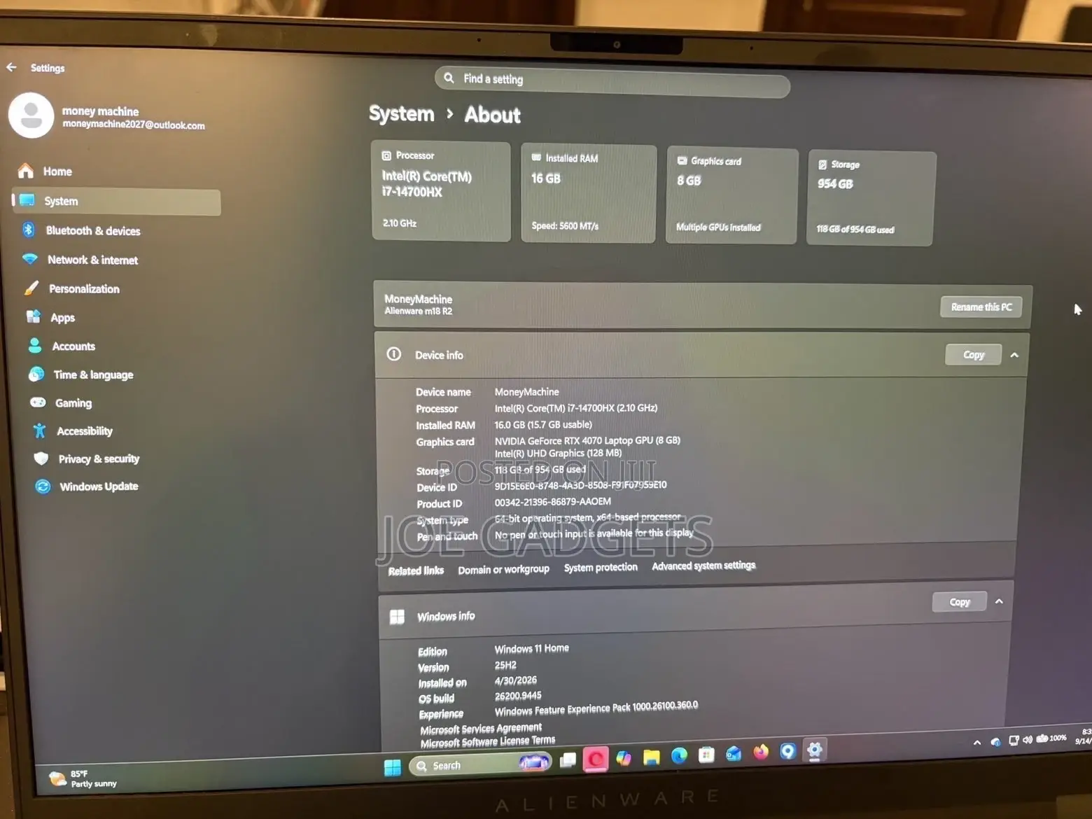New Laptop Alienware M18 R2 16GB Intel Core i7 SSD 1T