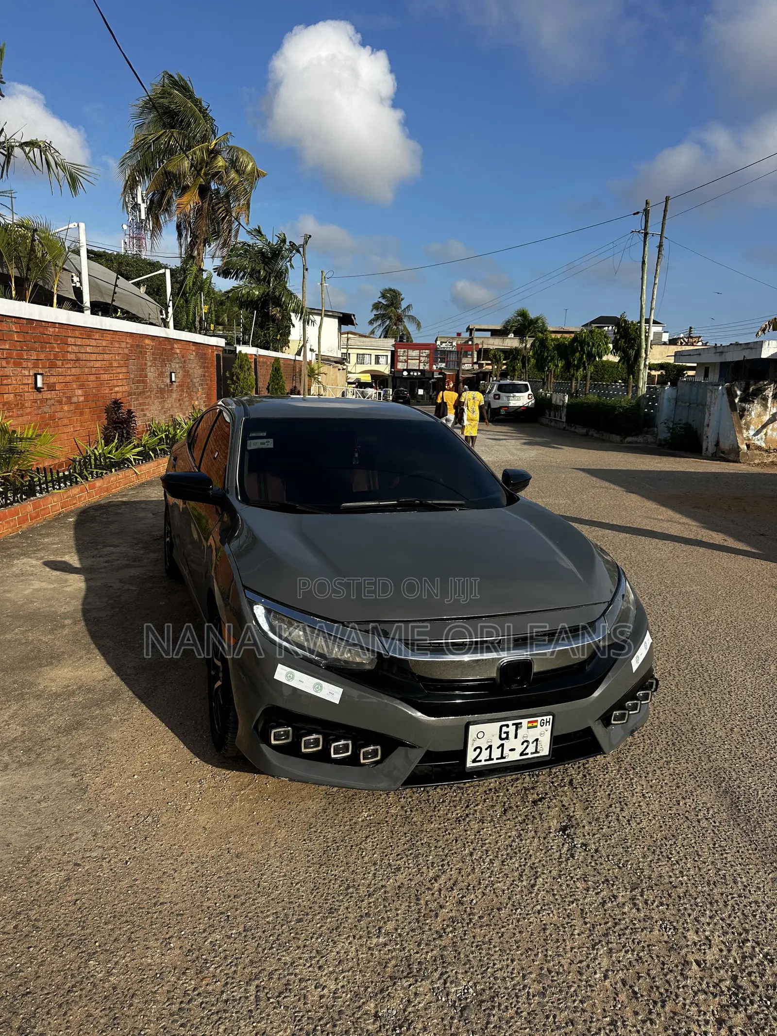 Honda Civic LX 4dr Sedan (2.0L 4cyl) 2017 Gray