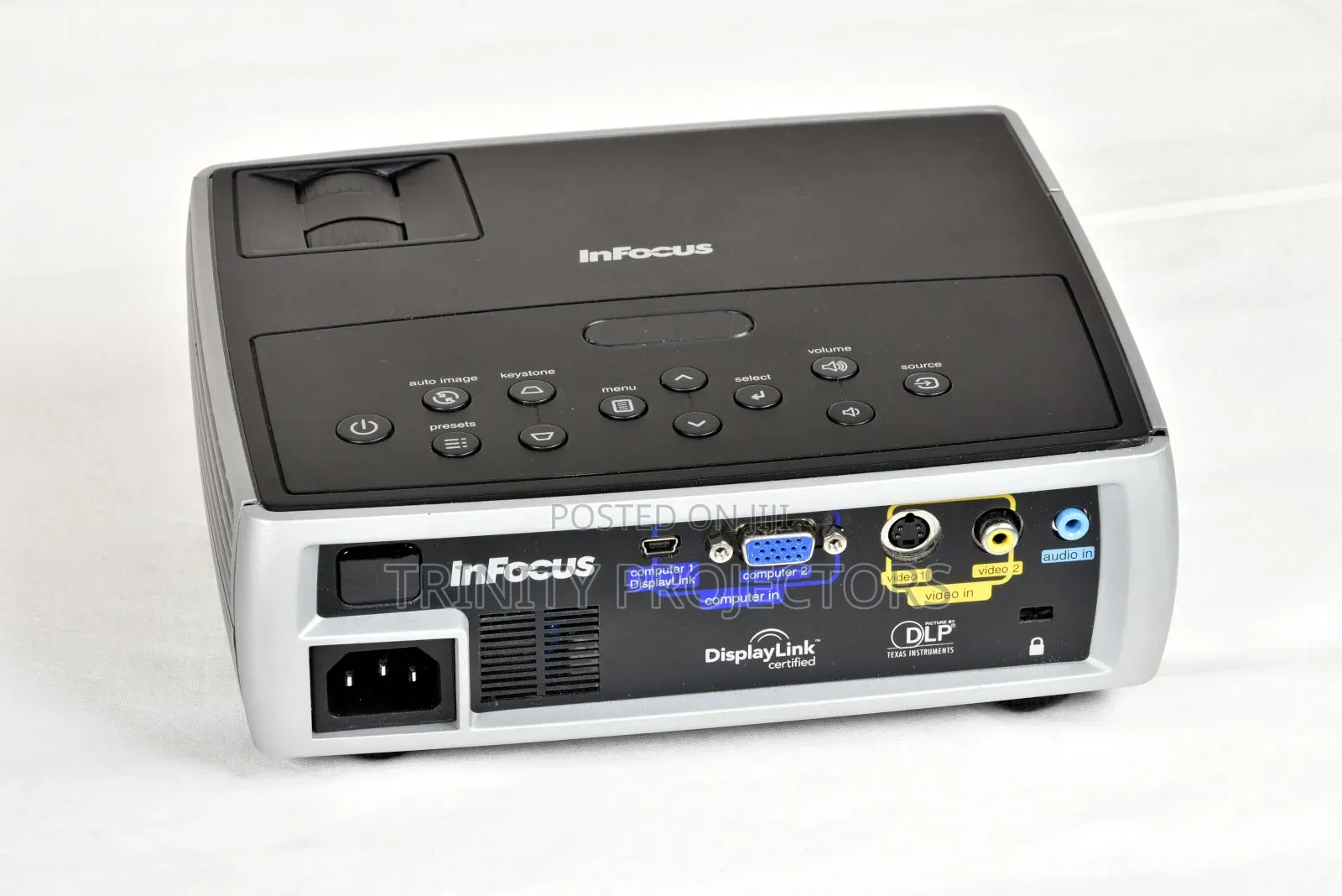 InFocusIN1100 Ultra-Portable Business Projector That Weighs Only 2.75