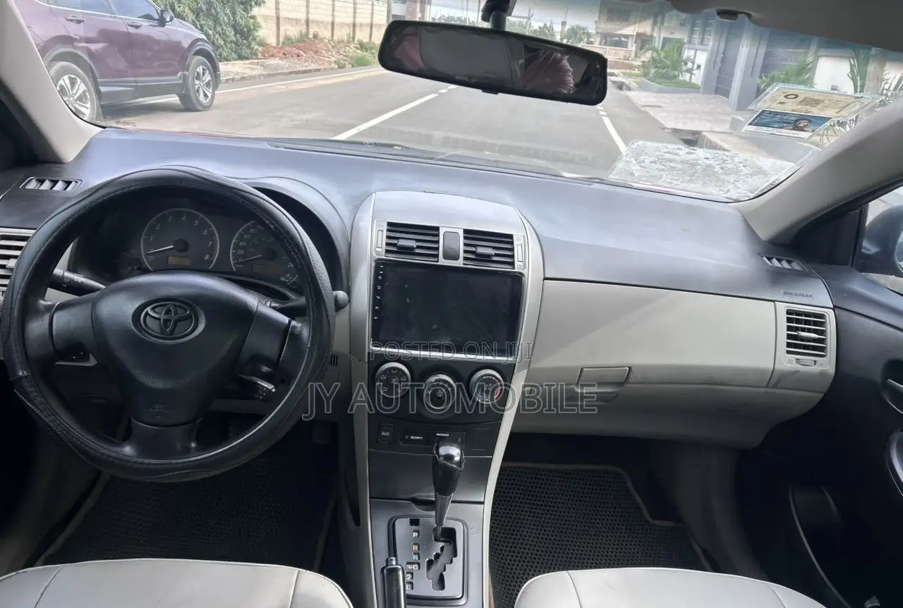 Toyota Corolla 2010 Red