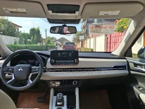 Mitsubishi Outlander 2024 Blue