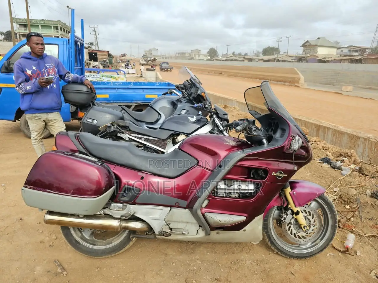 Honda 2015 Red