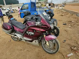 Honda 2015 Red