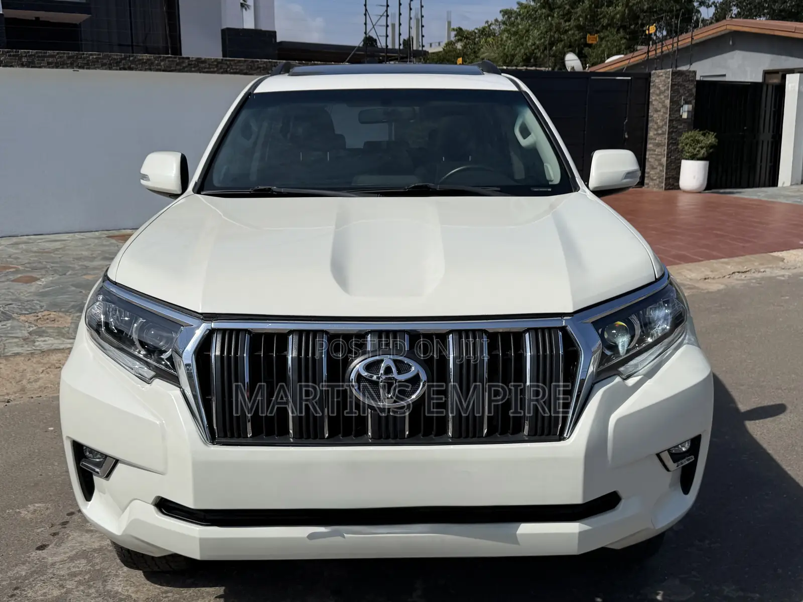 Toyota Land Cruiser Prado 2.7 2019 White