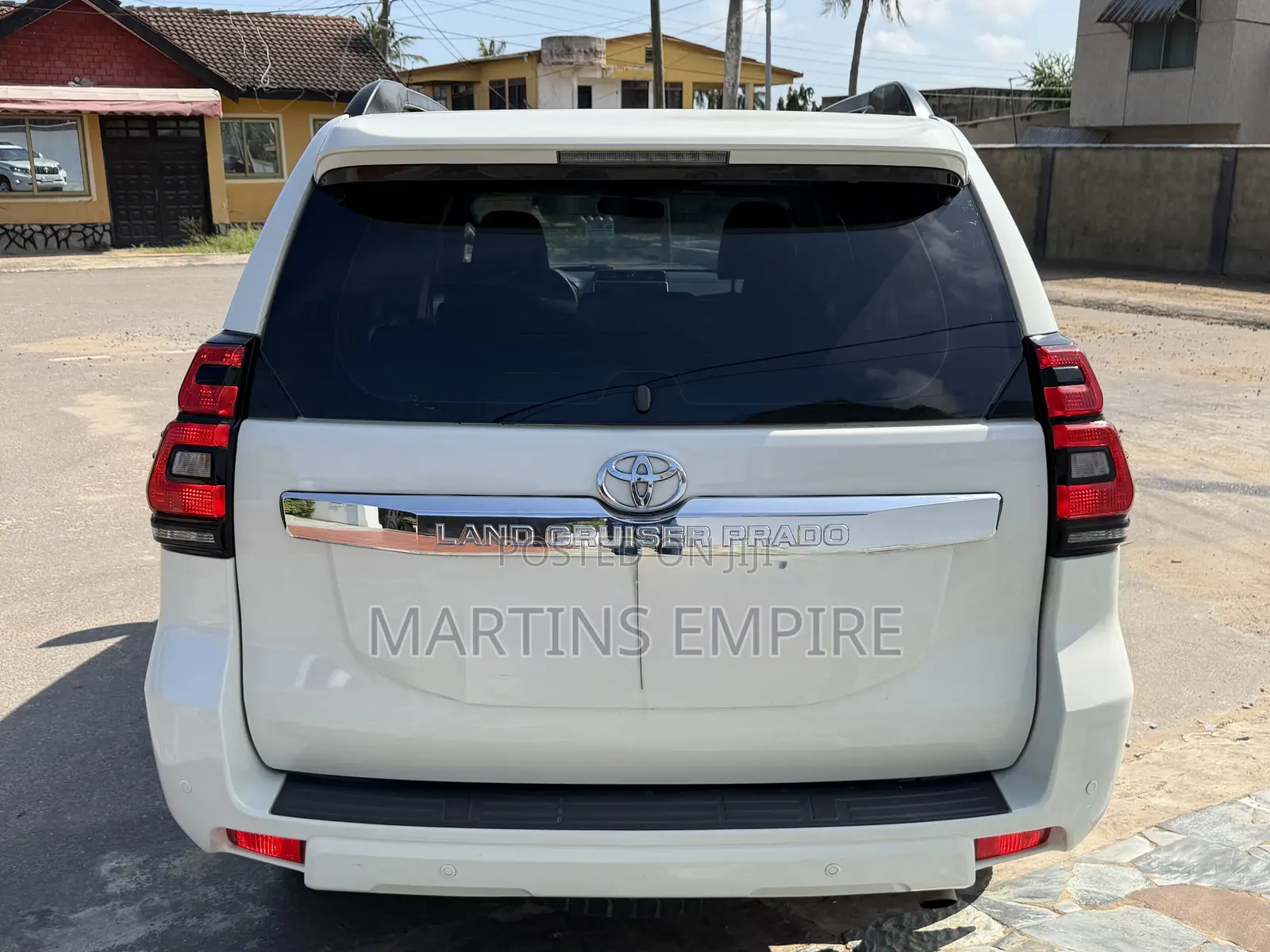 Toyota Land Cruiser Prado 2.7 2019 White
