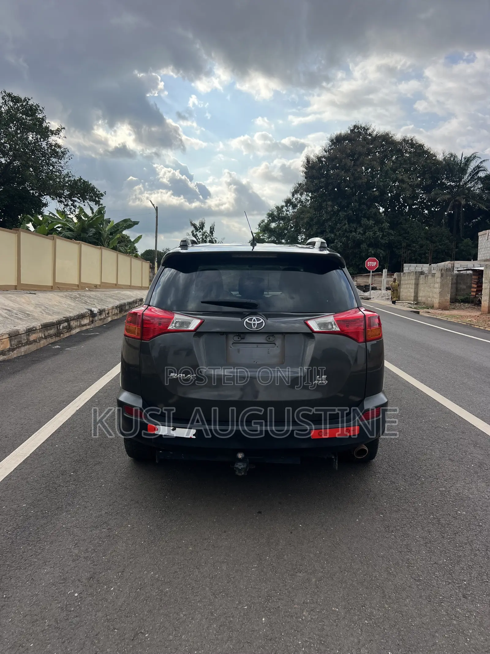 Toyota RAV4 LE 4dr SUV AWD (2.5L 4cyl 6A) 2015 Matt Black