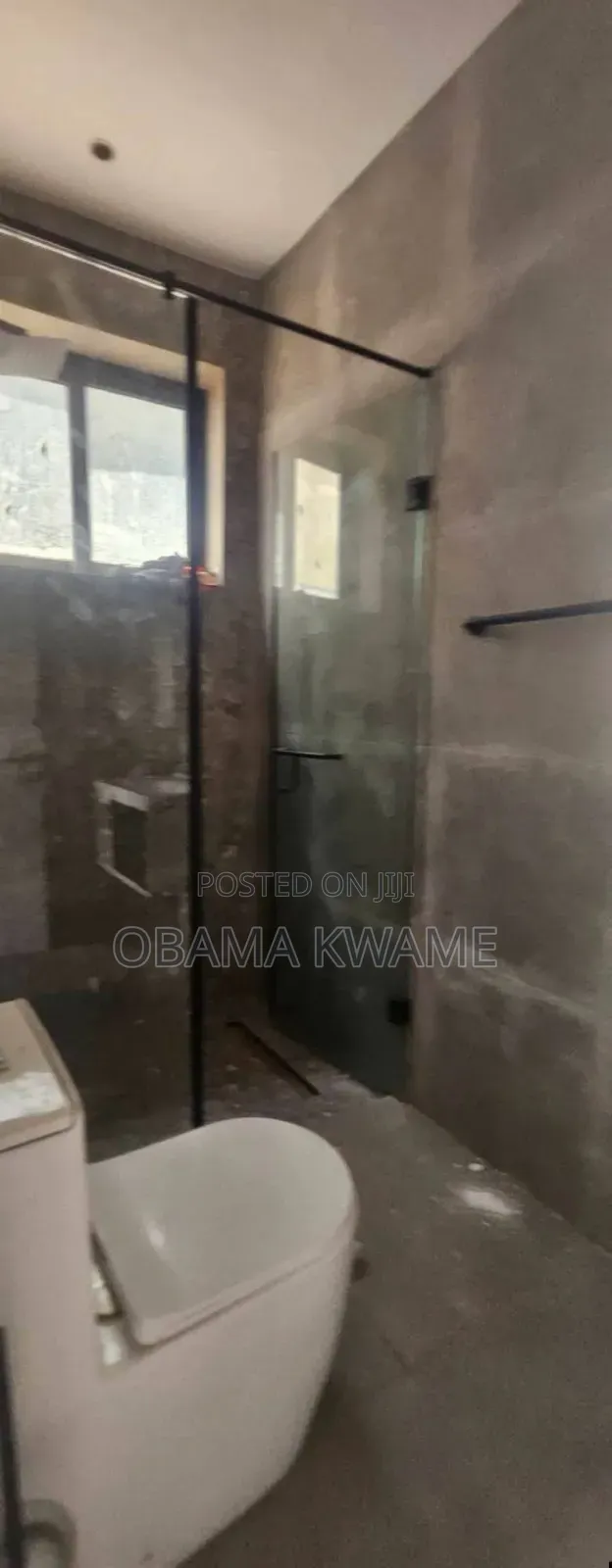 5bdrm House in Laryea Homes, Tseaddo for sale