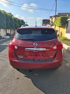 Nissan Rogue 2015 Red