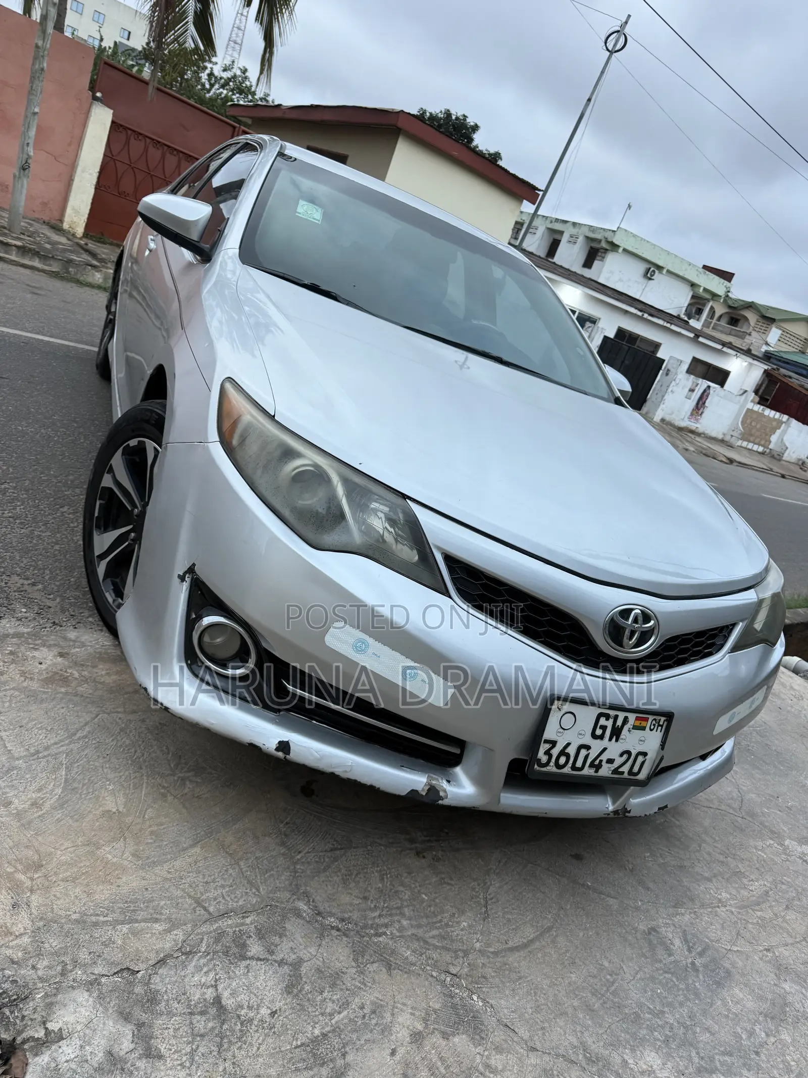 Toyota Camry SE 4dr Sedan (2.5L 4cyl 6A) 2014 Silver