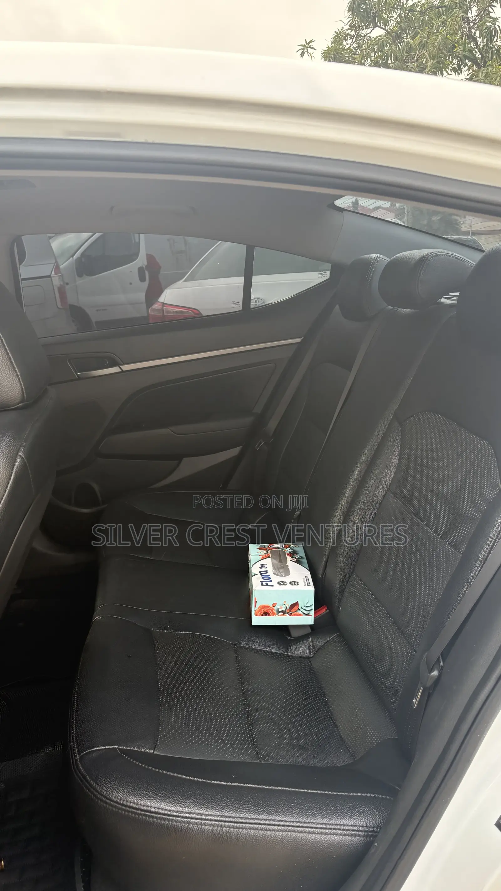 Hyundai Elantra Value Edition Sedan FWD (2.0L 4cyl 6A) 2017 White