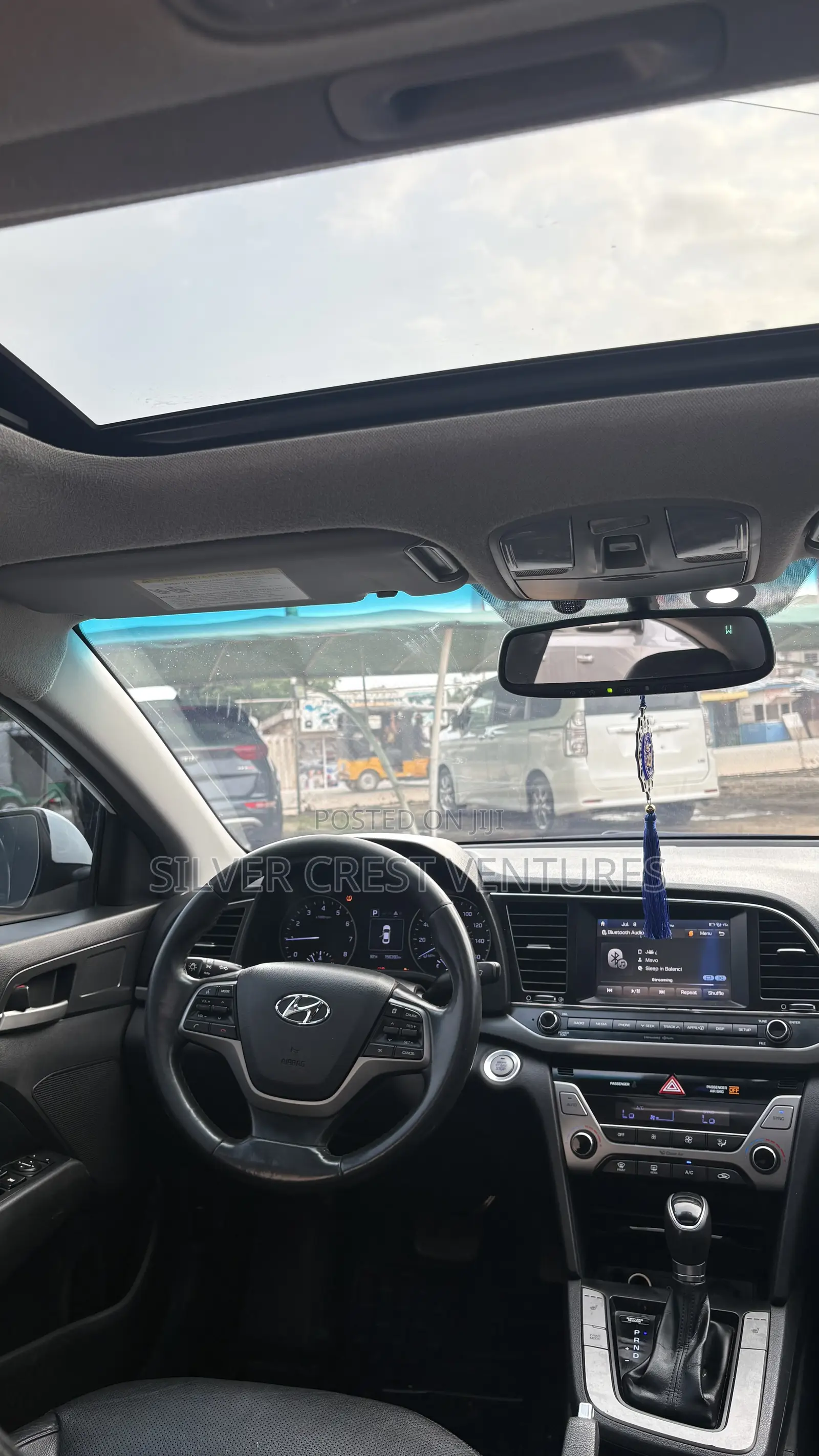 Hyundai Elantra Value Edition Sedan FWD (2.0L 4cyl 6A) 2017 White