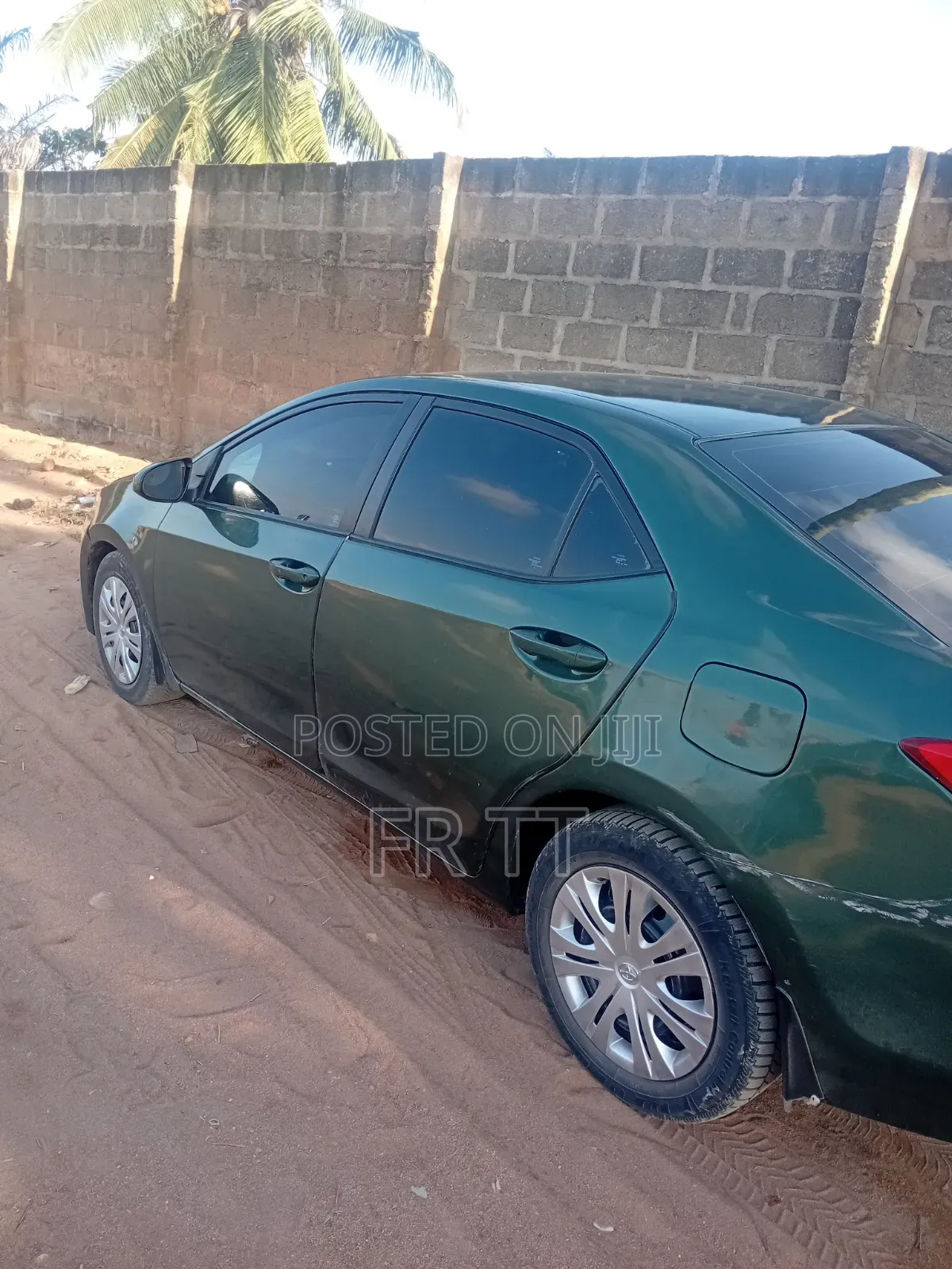 Toyota Corolla 2015 Green