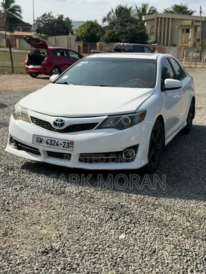 Toyota Camry 2014 White