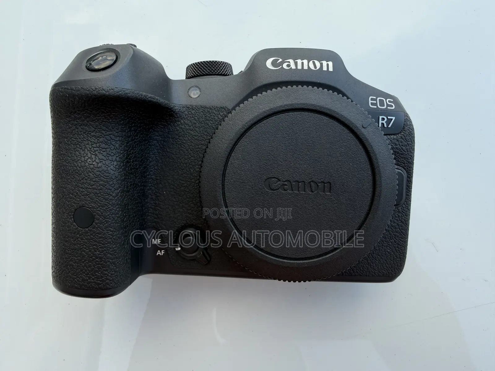 Canon R7 Camera