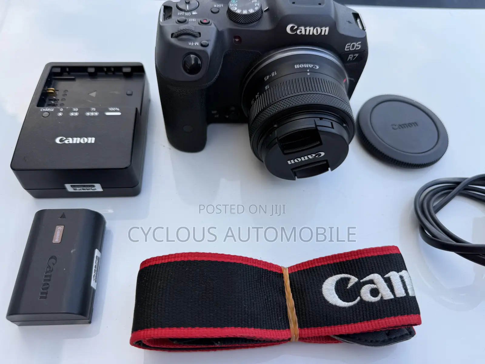 Canon R7 Camera