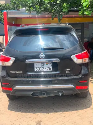 Nissan Pathfinder 2014 Black