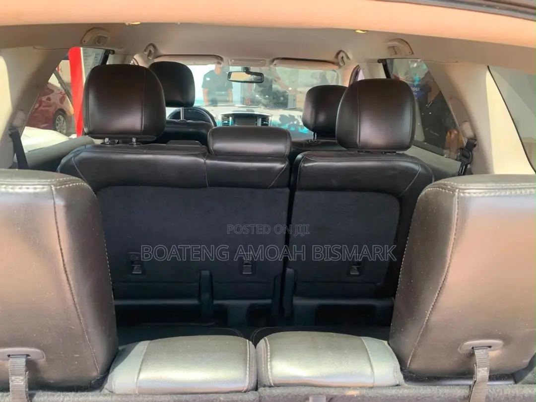 Nissan Pathfinder 2014 Black