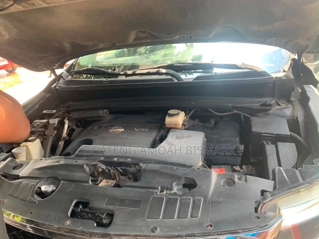 Nissan Pathfinder 2014 Black