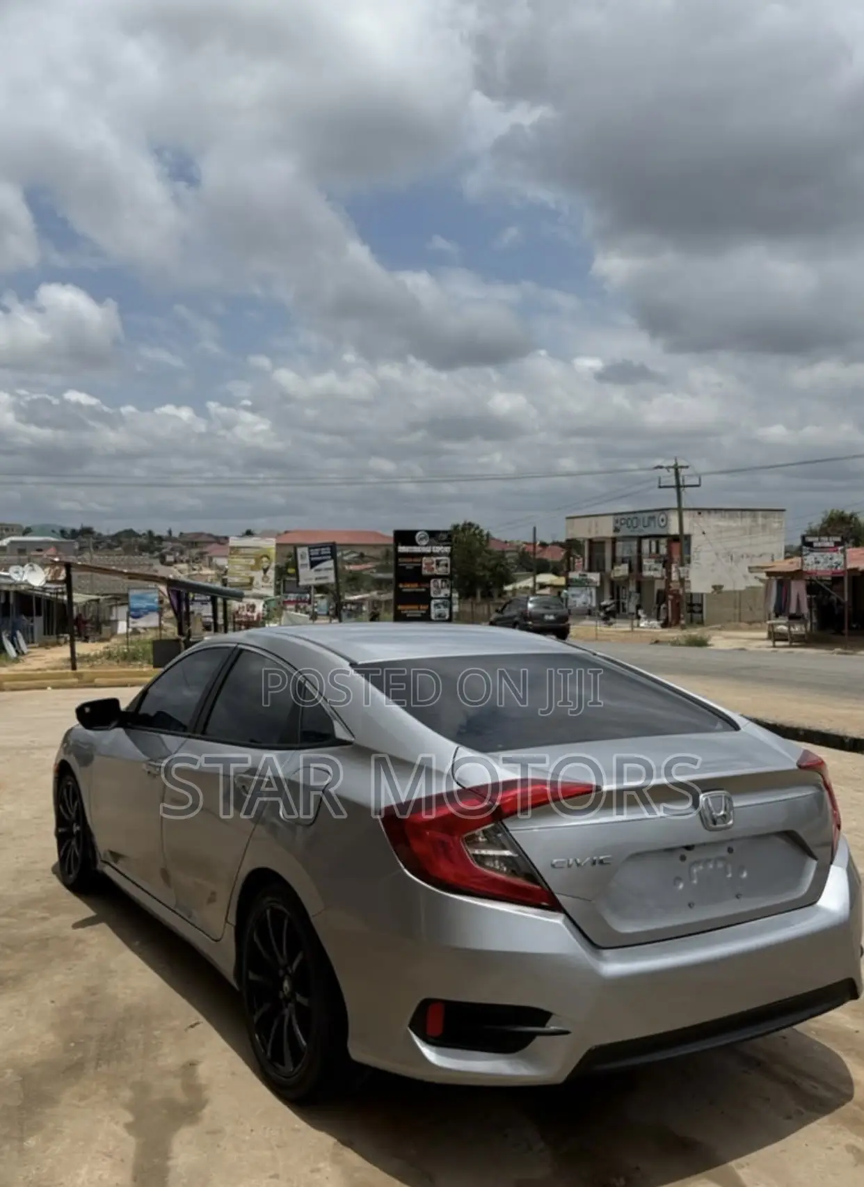 Honda Civic EX 4dr Hatchback (1.5L 4cyl) 2017 Silver