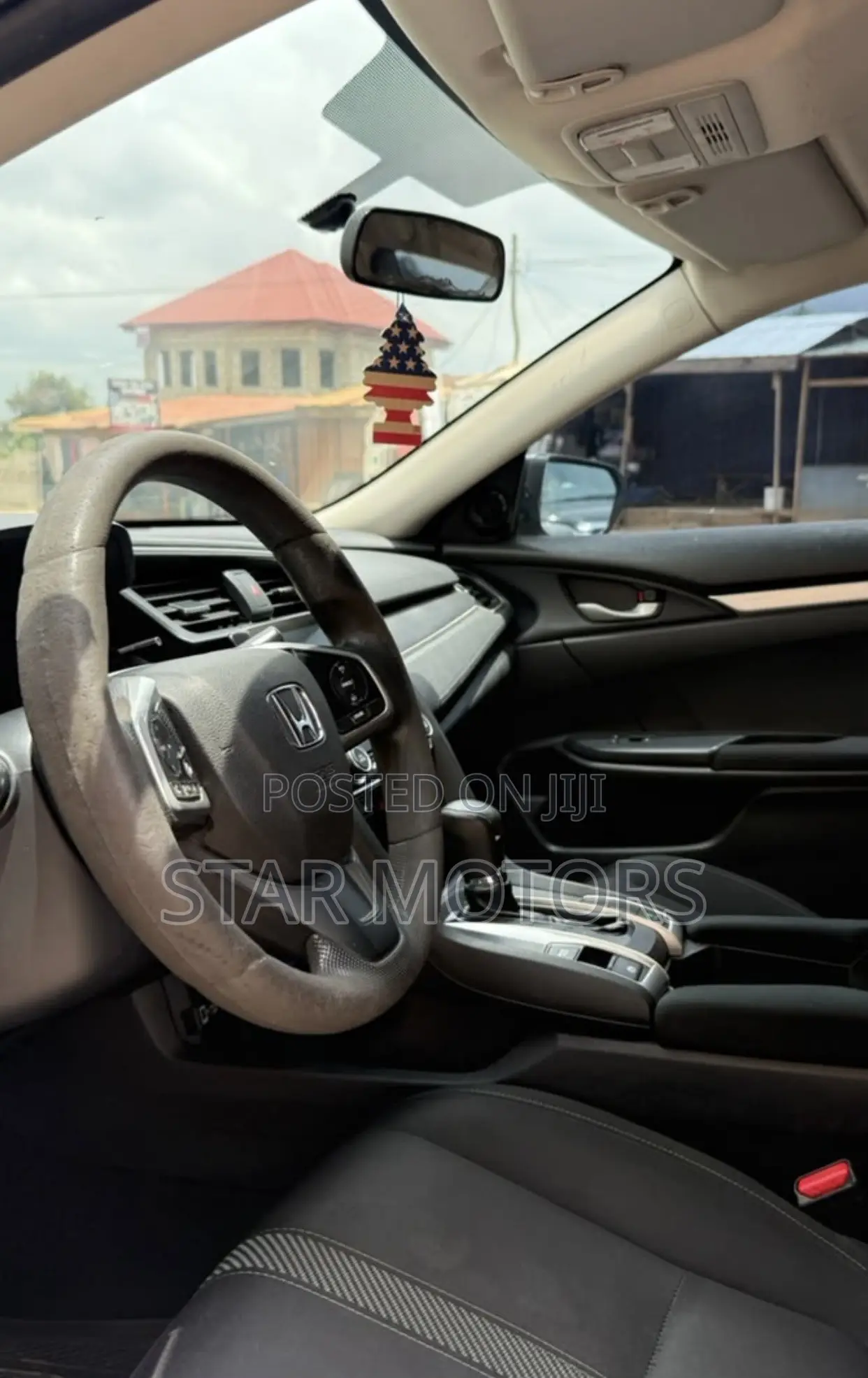 Honda Civic EX 4dr Hatchback (1.5L 4cyl) 2017 Silver