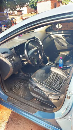 Hyundai Elantra 2012 Gray