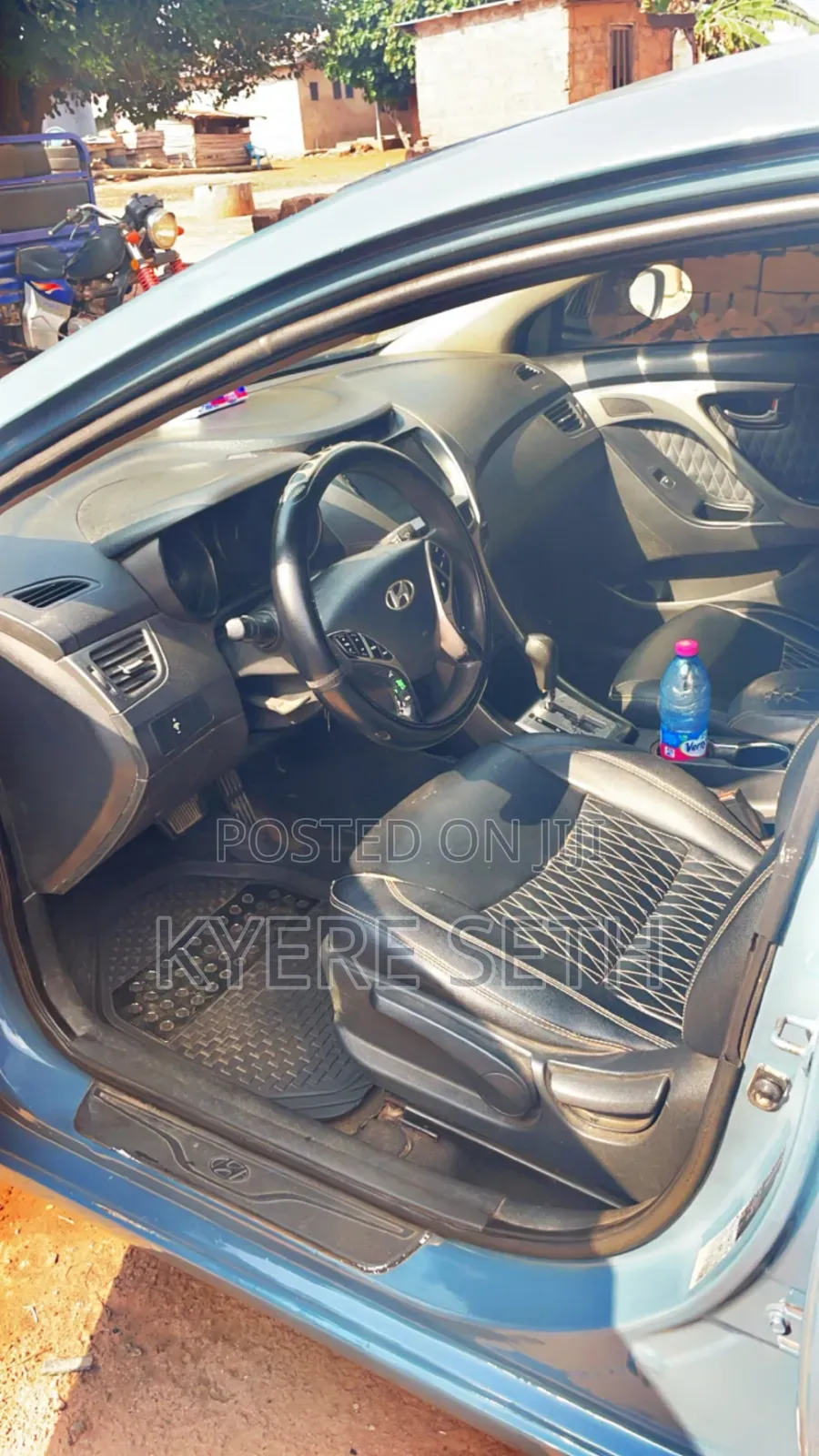 Hyundai Elantra 2012 Gray