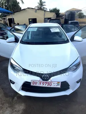 Toyota Corolla 2015 White