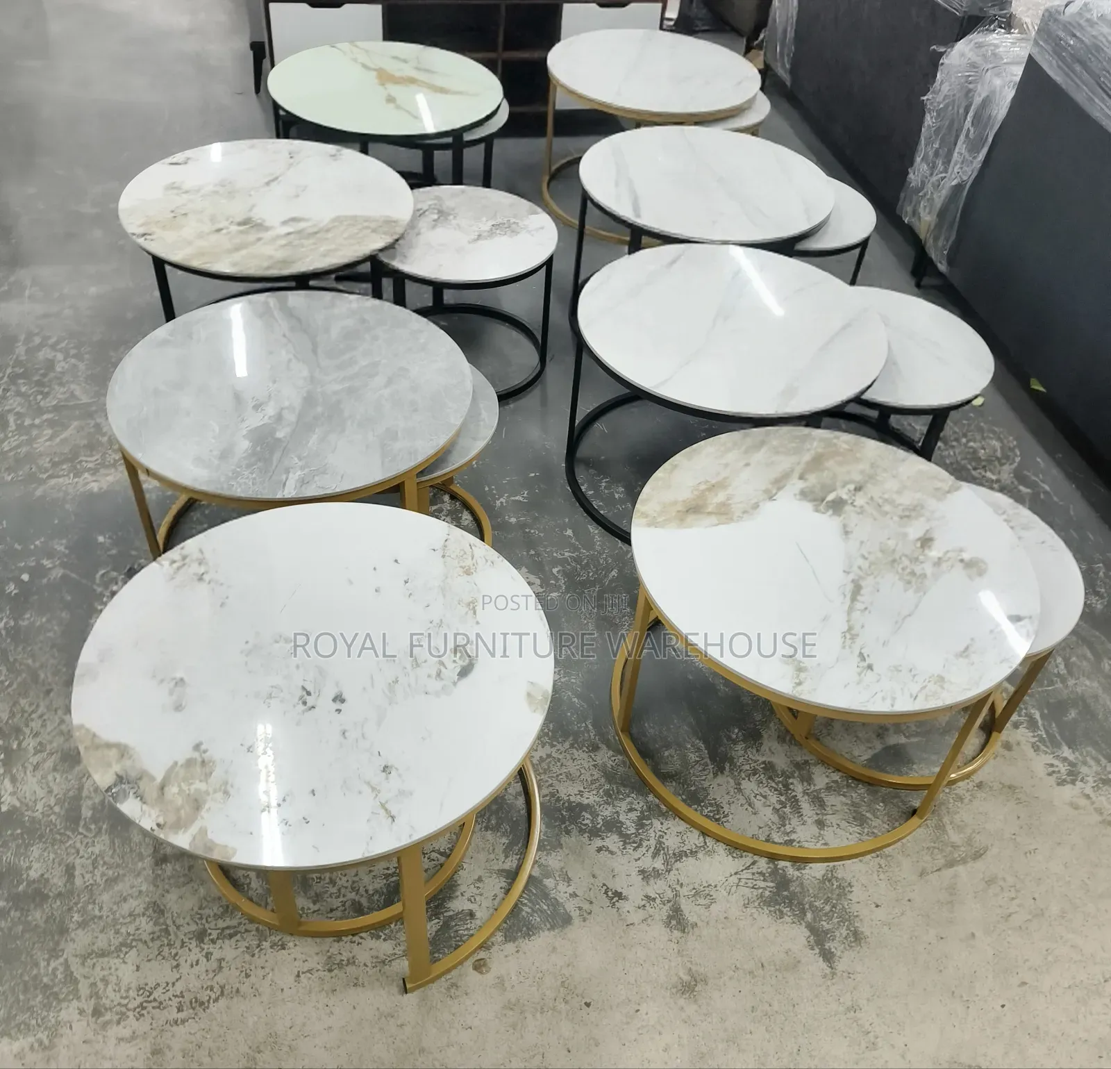 Round Nesting Coffee Table
