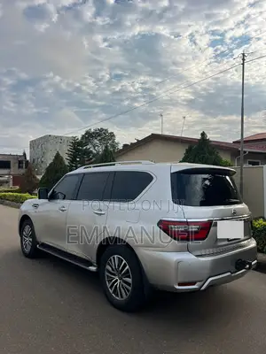 Nissan Patrol 2016 Gray