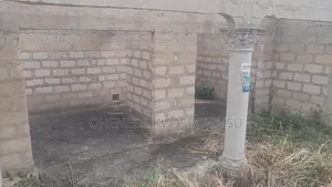 7bdrm Apartment in Royal City, West Akim Municipal for sale