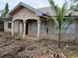 5bdrm House in Hohoe for sale
