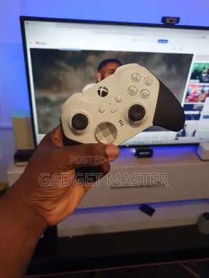 Xbox Series 2 Core Controller