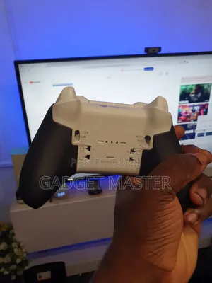 Xbox Series 2 Core Controller