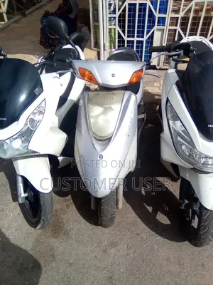 Yamaha Majesty 2023 Gray