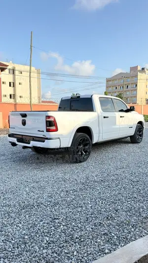 Dodge RAM 2023 White