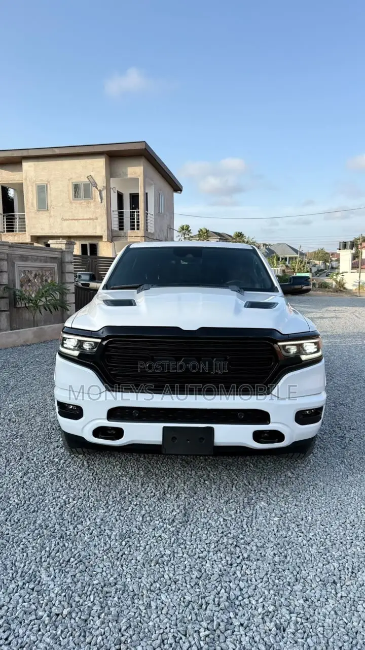 Dodge RAM 2023 White