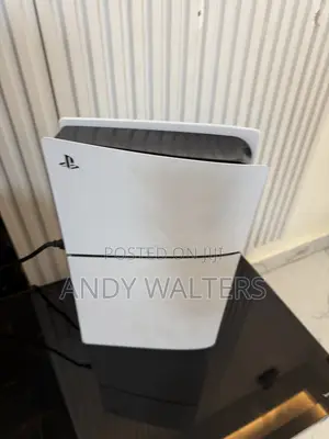 Play Station