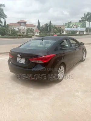 Hyundai Elantra Limited Sedan FWD (1.8L 4cyl 6A) 2013 Black