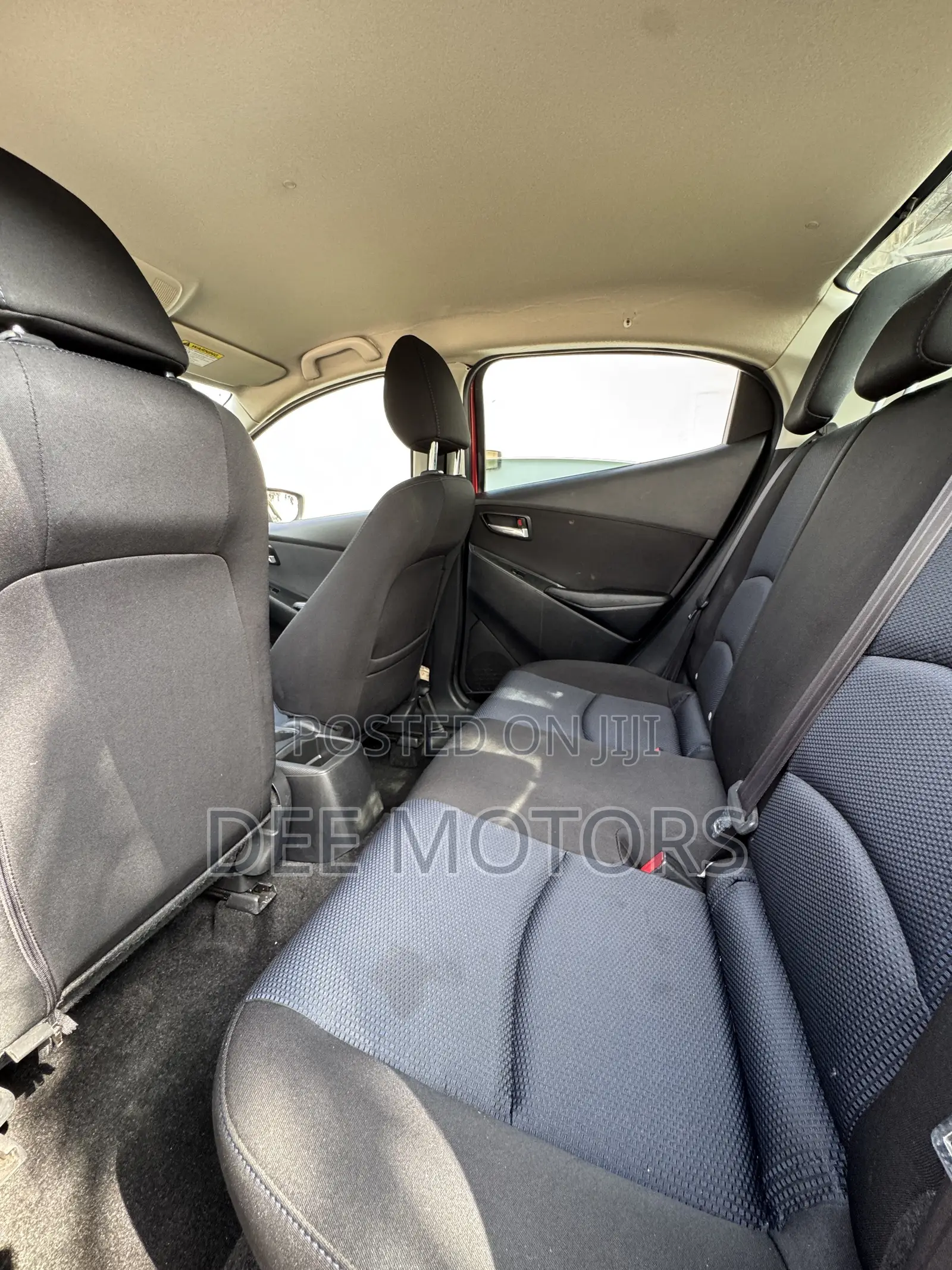 Toyota Yaris iA 1.5 FWD 2016 Burgundy