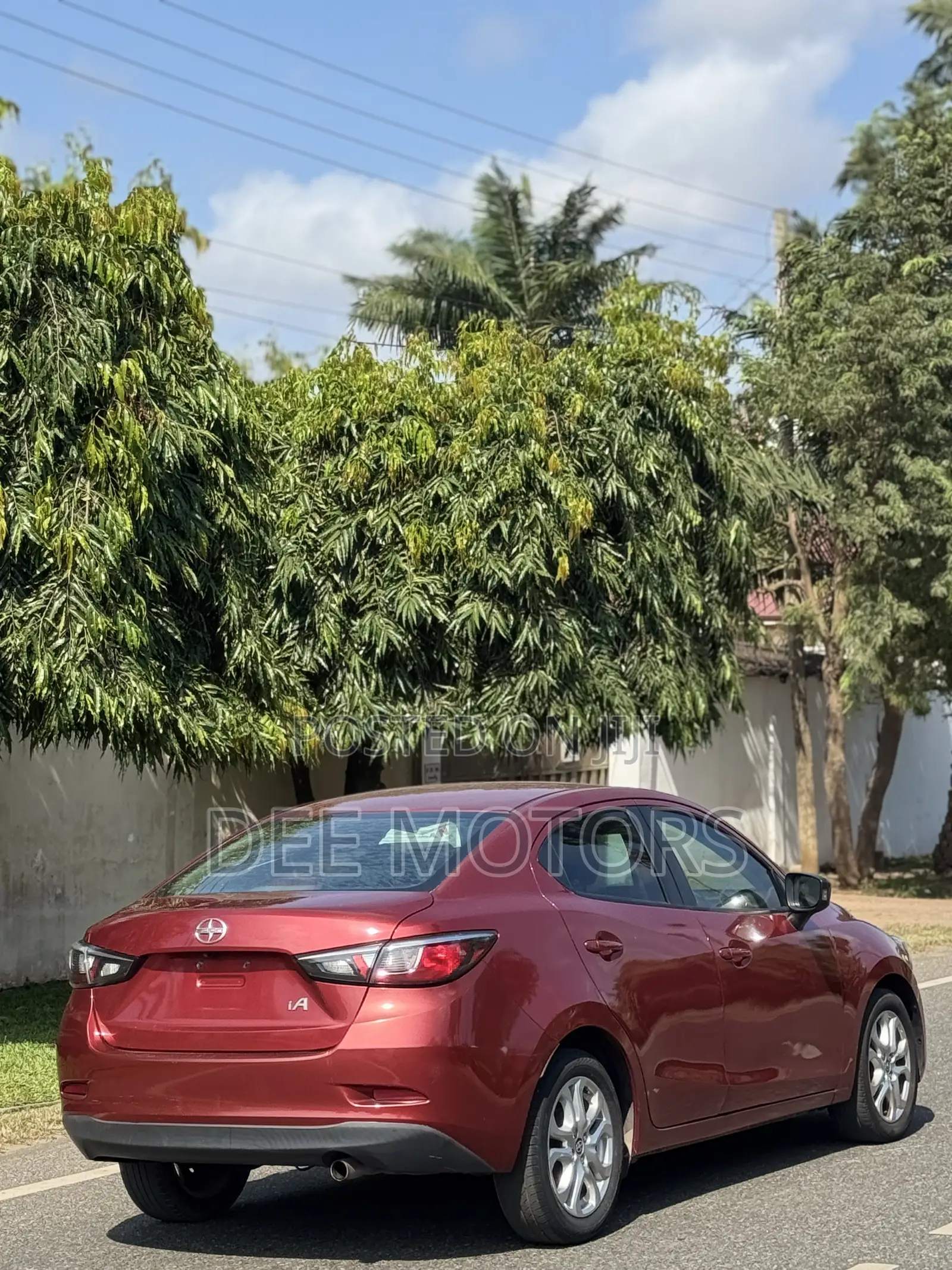 Toyota Yaris iA 1.5 FWD 2016 Burgundy