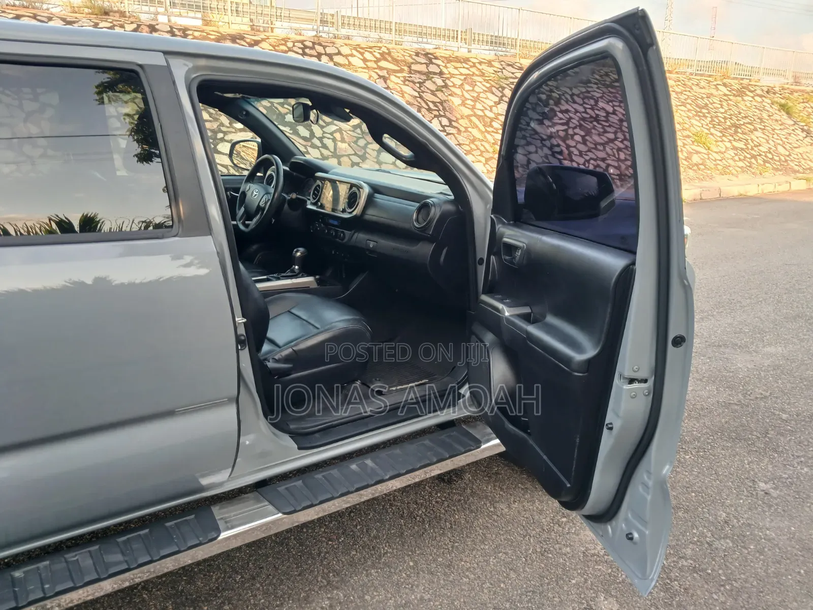 Toyota Tacoma 2020 Gray