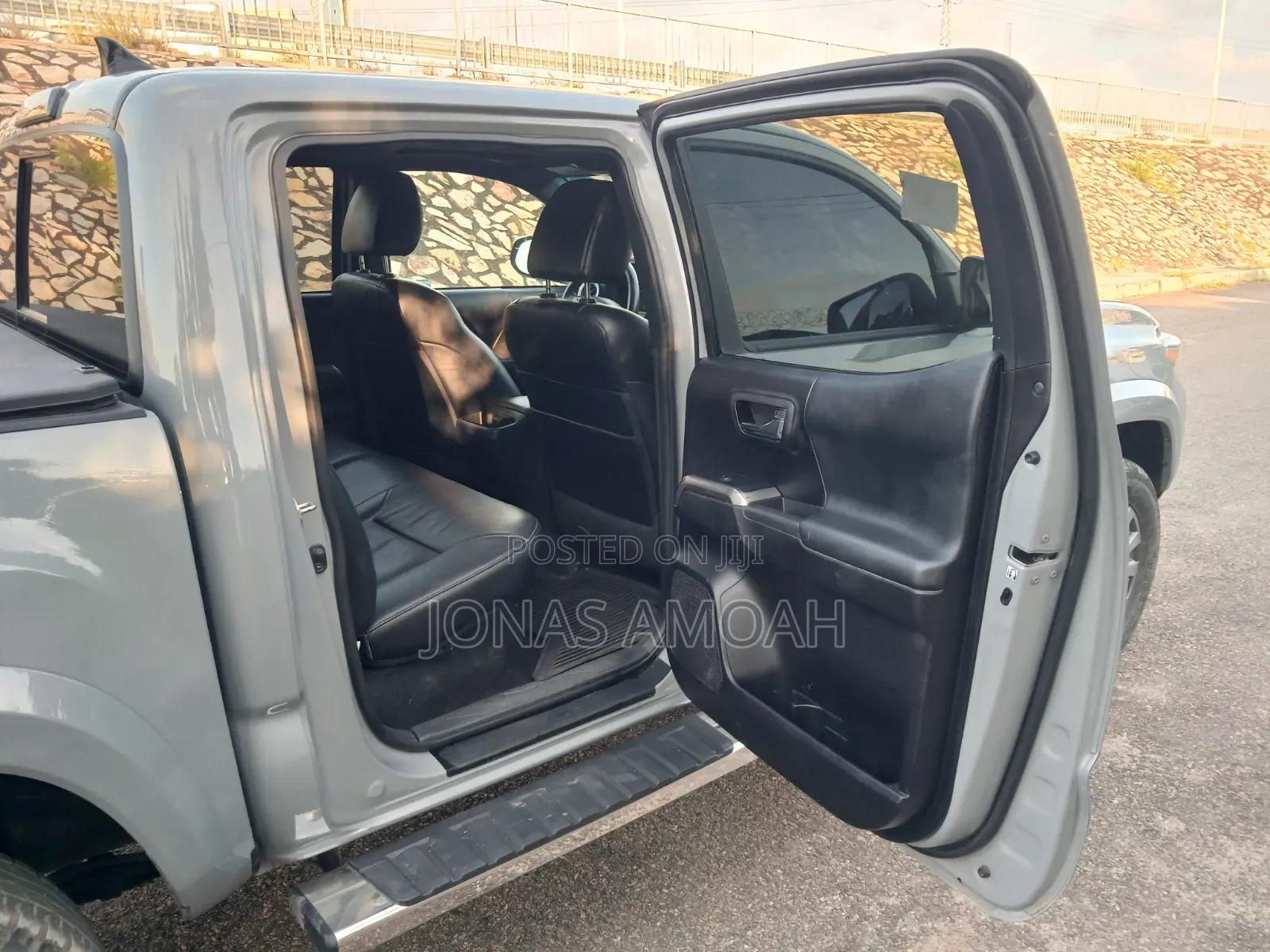 Toyota Tacoma 2020 Gray