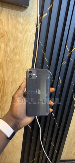 Apple iPhone 11 64 GB Black